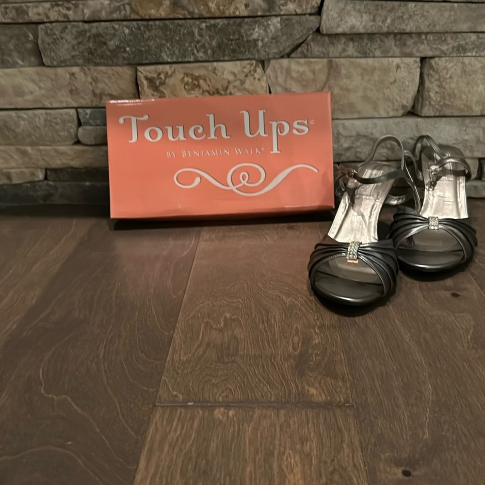 Touchups higher with bedazzled gem on toe grey silver
